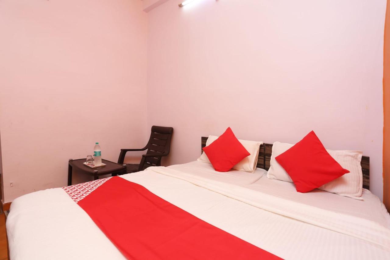 Oyo 37533 Hotel Ashirwad Jabalpur Exterior foto